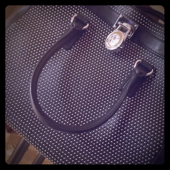 Michael Kors Handbags - Michael Kors Purse Michael Kors Handbags - Michael Kors Purse